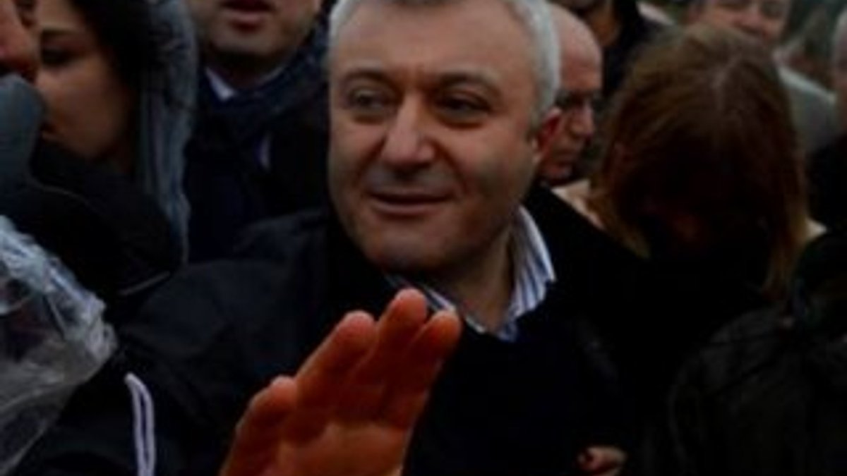 Tuncay Özkan CHP'ye katılıyor
