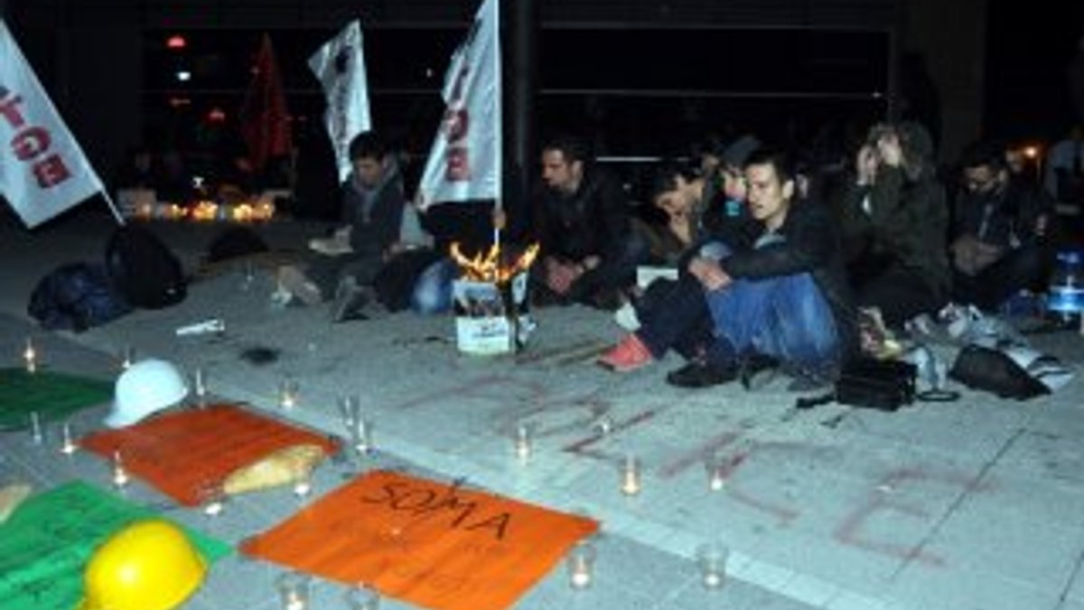 Eskişehir'de Soma faciası için oturma eylemi