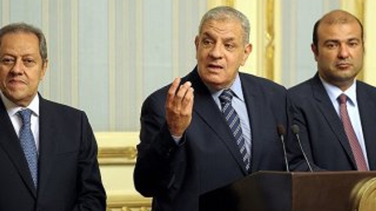 Mısır'da yeni hükümeti kurma görevi Mihlib'e verildi