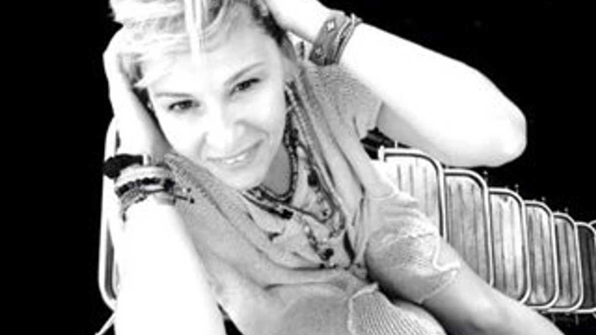 Ayşe Arman botoksu abarttı