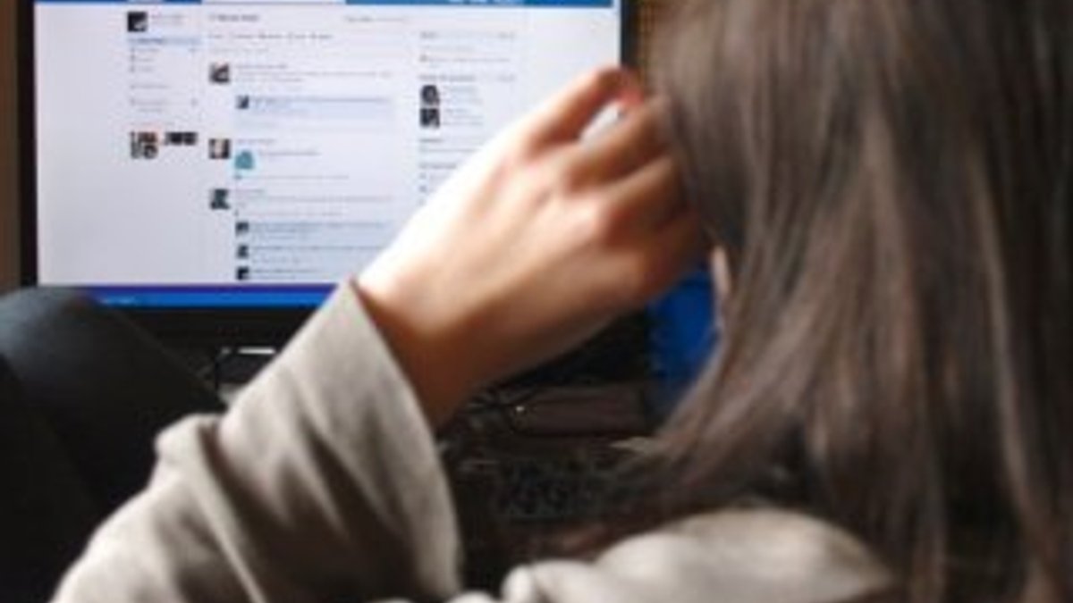 Facebook'un yan etkisi kıskançlık depresyon ve yalnızlık