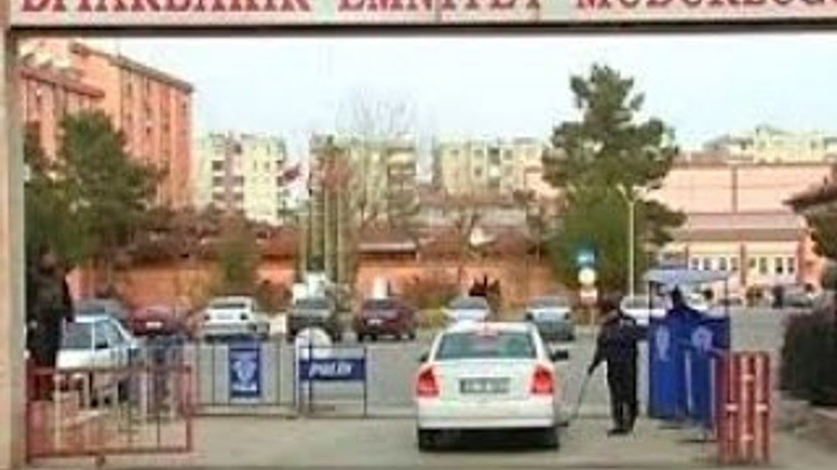 Diyarbakır Emniyeti'nde 52 polis müdürü görevden alındı