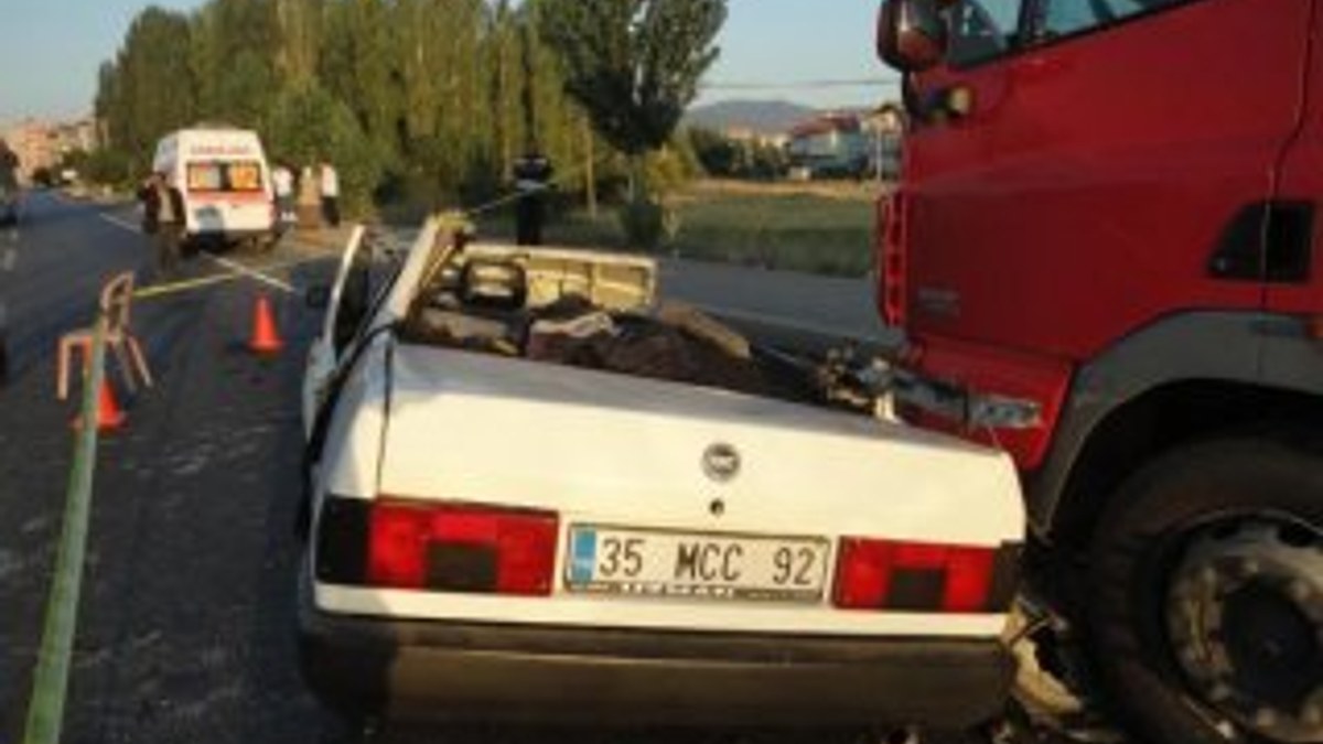Uşak'ta trafik kazası: 4 ölü 2 ağır yaralı