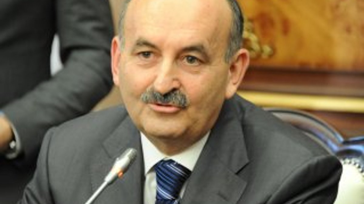 Sağlık Bakanı Müezzinoğlu'nun uçağı zorunlu iniş yaptı