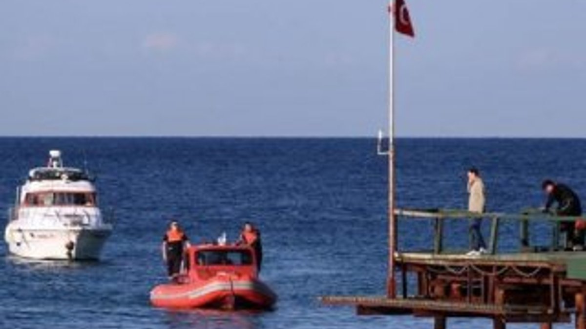 Denizde kaybolan 5 genç İDO feribotundan görüldü iddiası