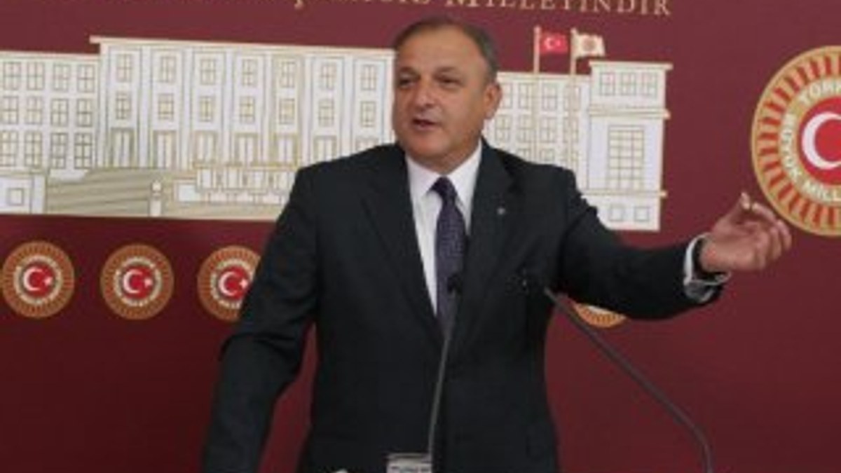 Oktay Vural'dan Davutoğlu'na sert eleştiriler