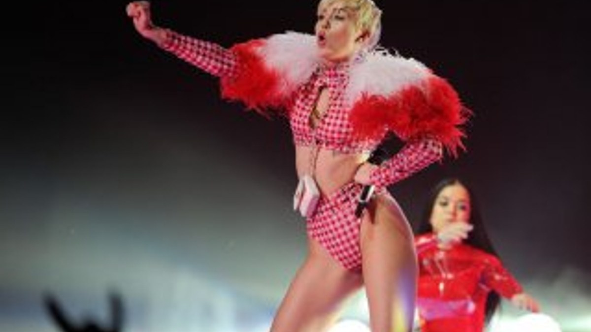 Dominik Cumhuriyeti'nden Miley Cyrus'a konser yasağı