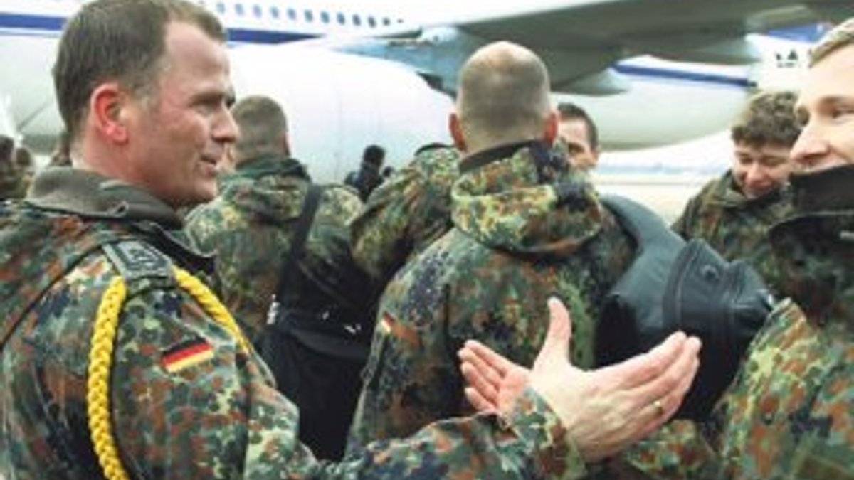 Almanya Kuzey Irak'a asker yolluyor