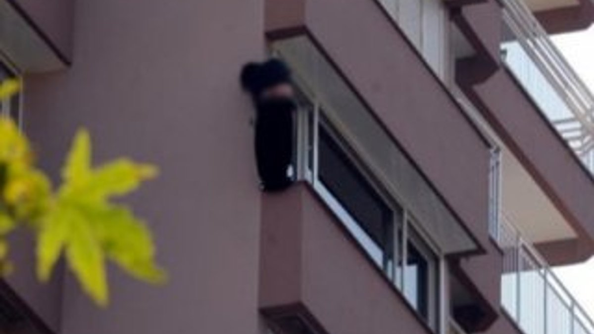 Antalya'da bir genç 10. kattan atladı