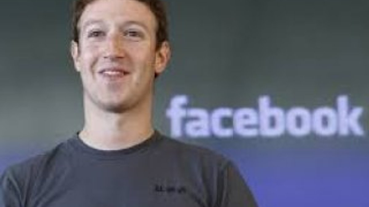 Mark Zuckerberg'den liseli gençlere destek