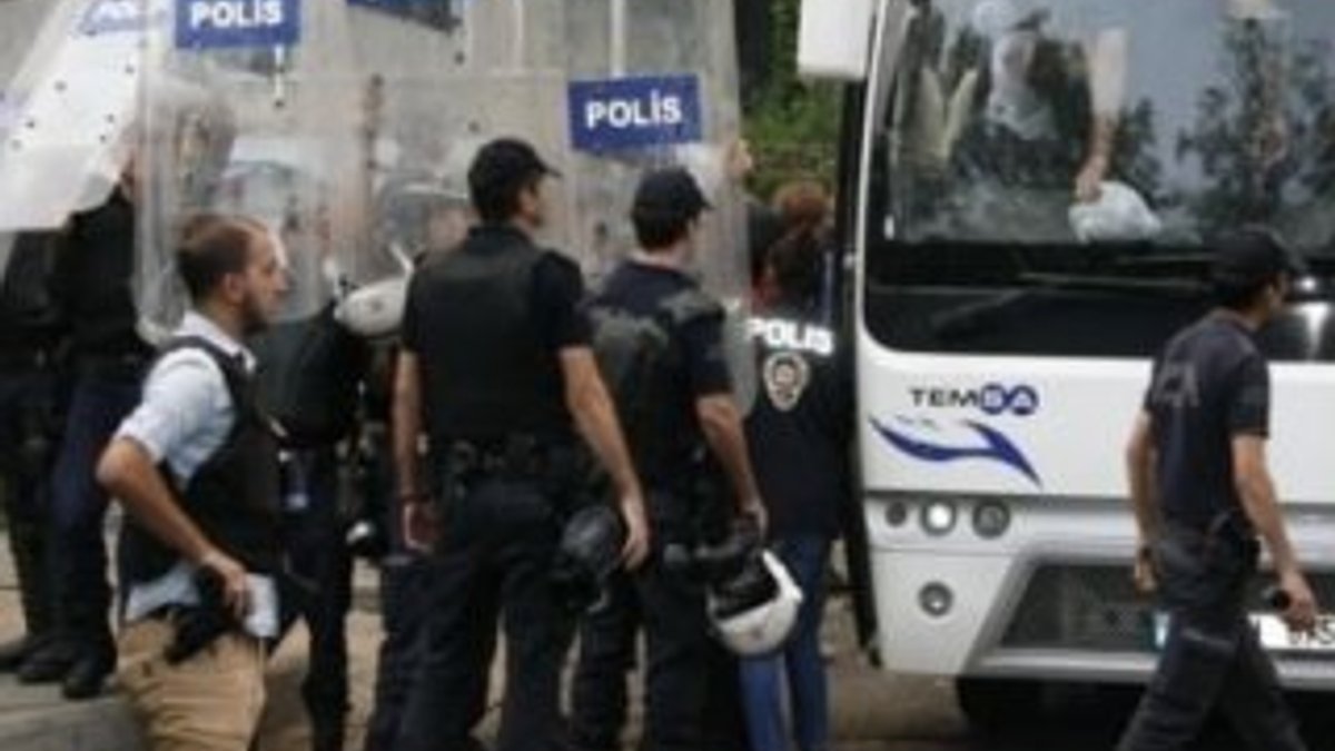İstanbul Üniversitesi yine karıştı: 17 gözaltı