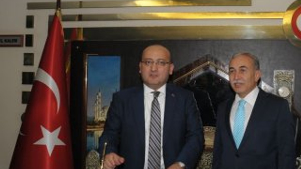 Yalçın Akdoğan'dan Adana Valiliği'ne ziyaret