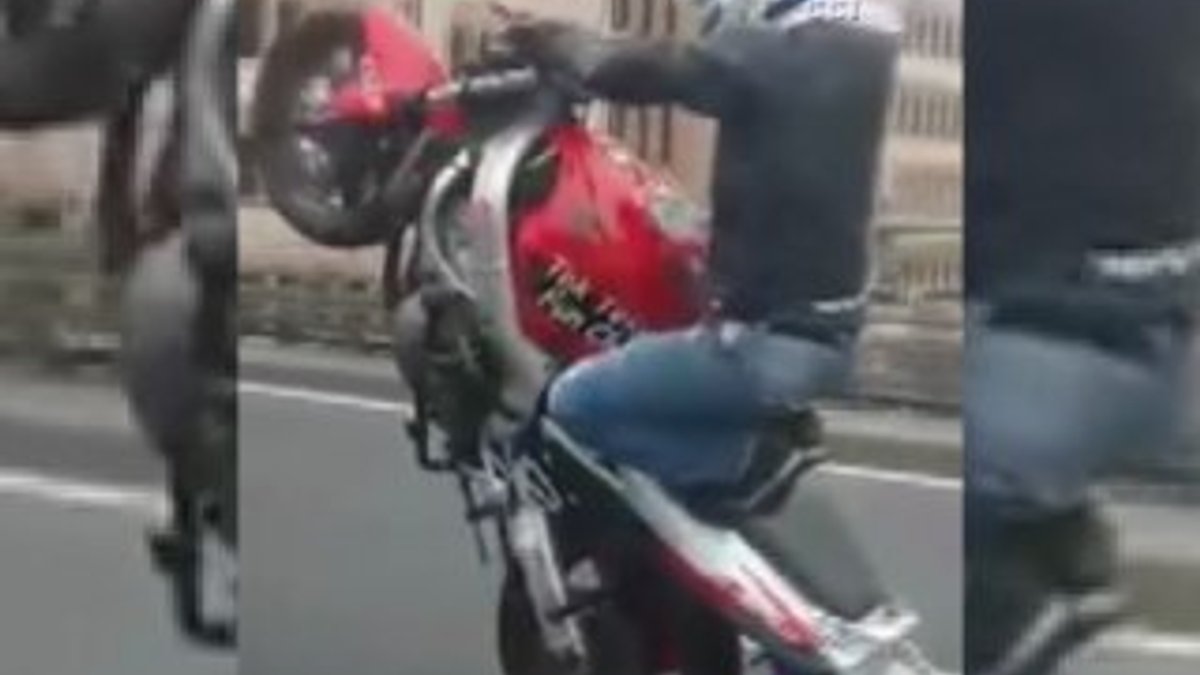 E-5'de akrobatik hareket yapan motosikletçi korkuttu İZLE