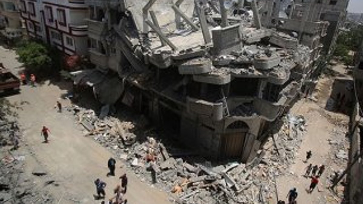 İsrail ordusu Gazze'de Filistinlileri canlı kalkan yaptı