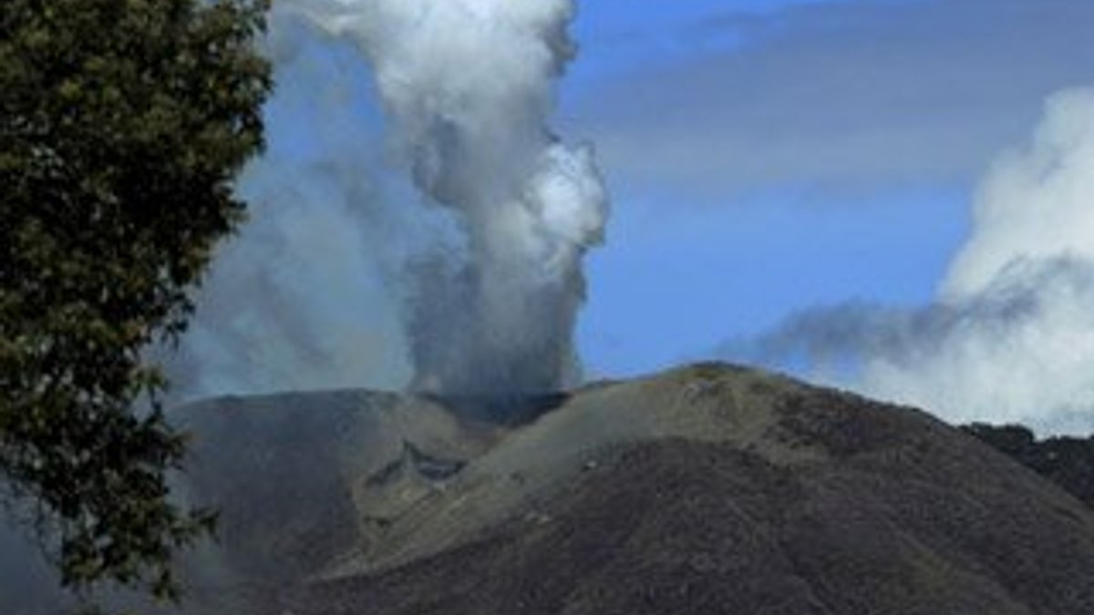 Costa Rica’da Turrialba yanardağı alarmı