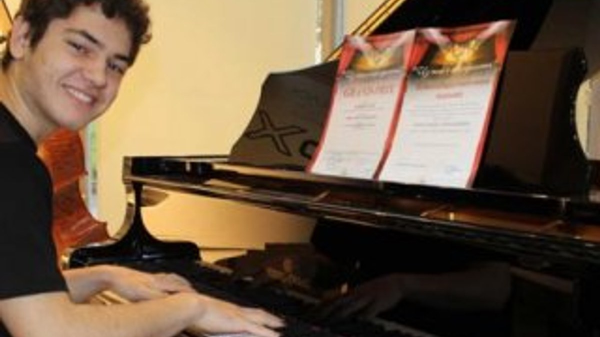 Suriyeli sığınmacı çocuk müzik dehası çıktı