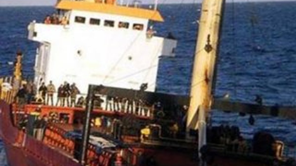 Türk gemisi Girit‘te yakalandı