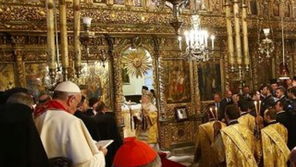 Papa, Fener Rum Patrikhanesi'ni ziyaret etti İZLE