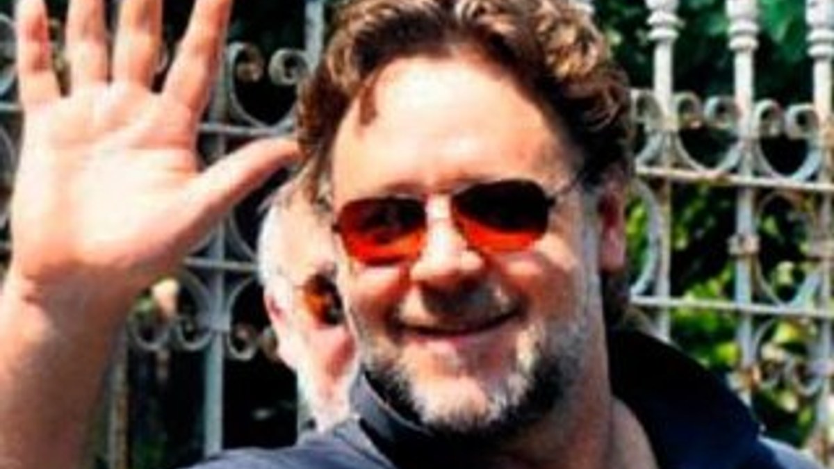 Russell Crowe'dan Türkiye'ye özel jest