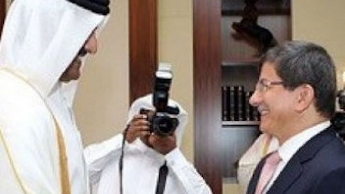 Başbakan Davutoğlu Katar Emiri Şeyh Temim'le görüştü