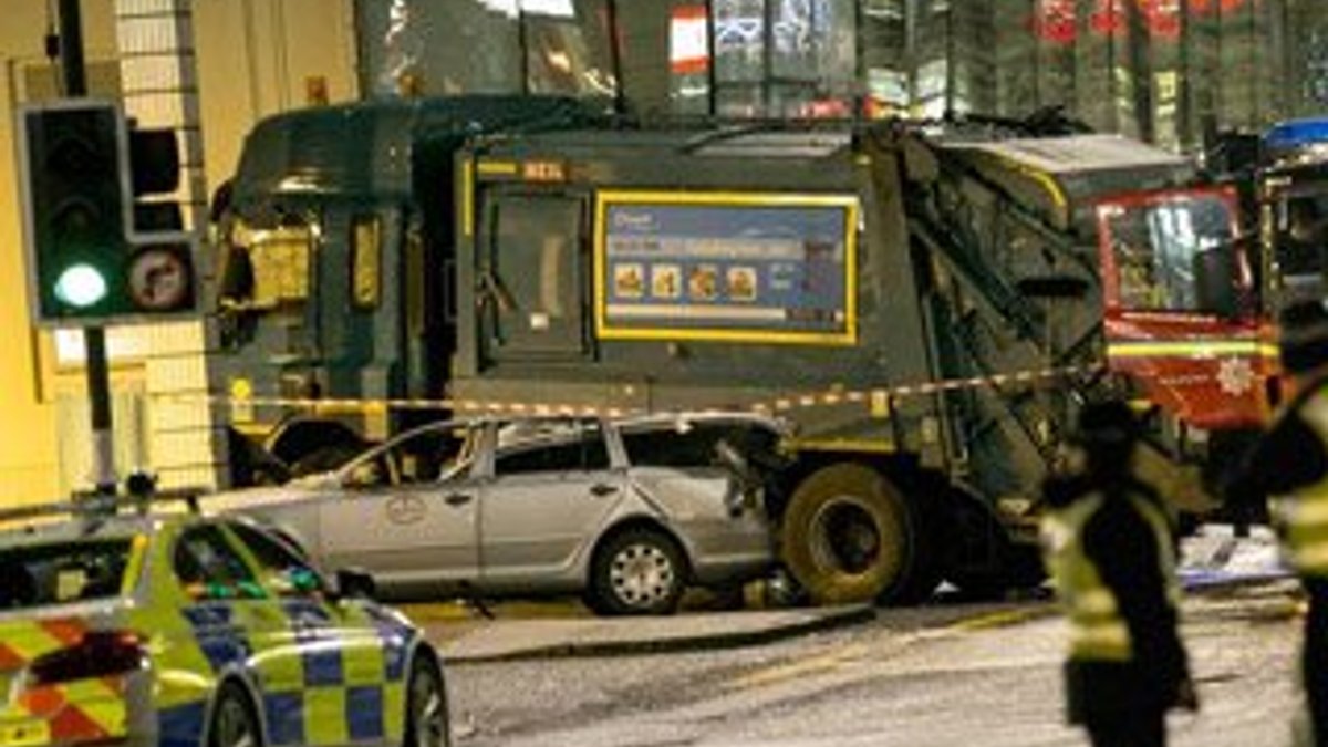 İskoçya'da çöp aracı yayalara çarptı: 6 ölü 7 yaralı