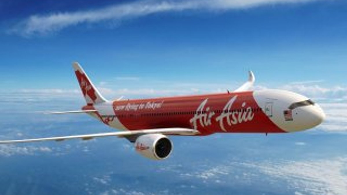 Endonezya'da AirAsia uçağı ile irtibat kesildi