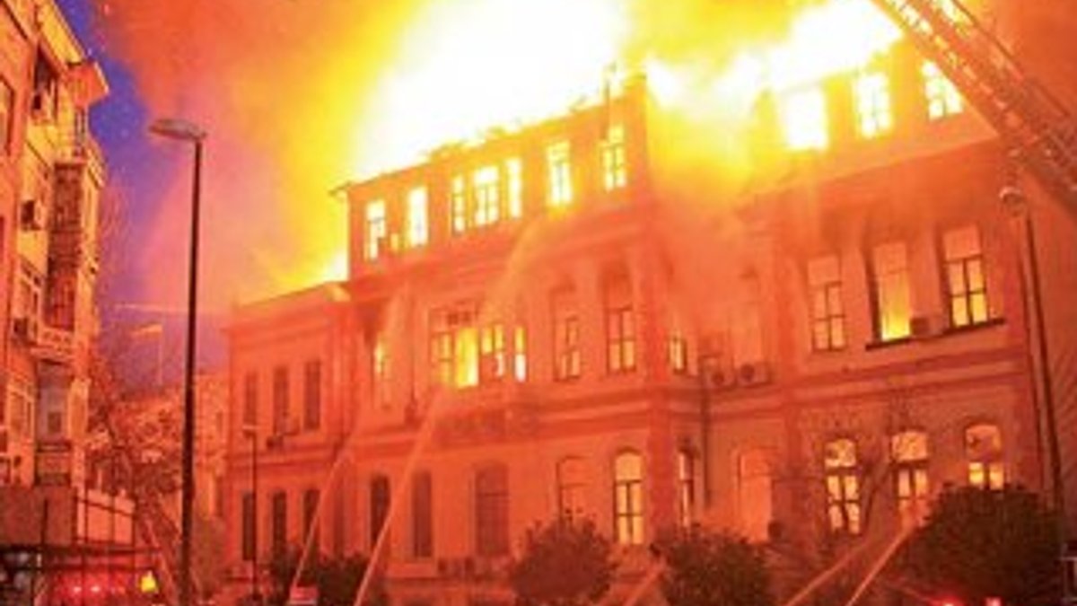 İstanbul'daki yangınların sebebi: Sigara