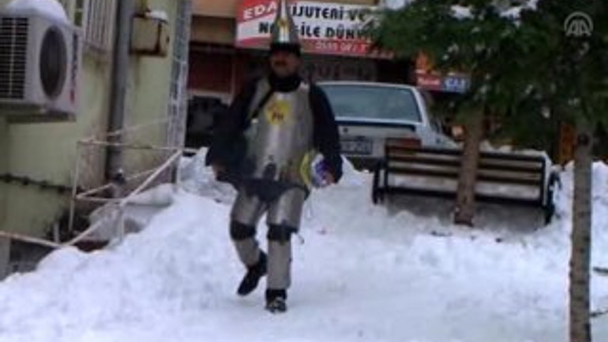 Postacı Nevzat zırhlı kıyafetiyle kısa film çekti İZLE
