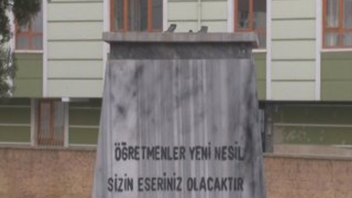 Ankara'da Atatürk büstü çalındı