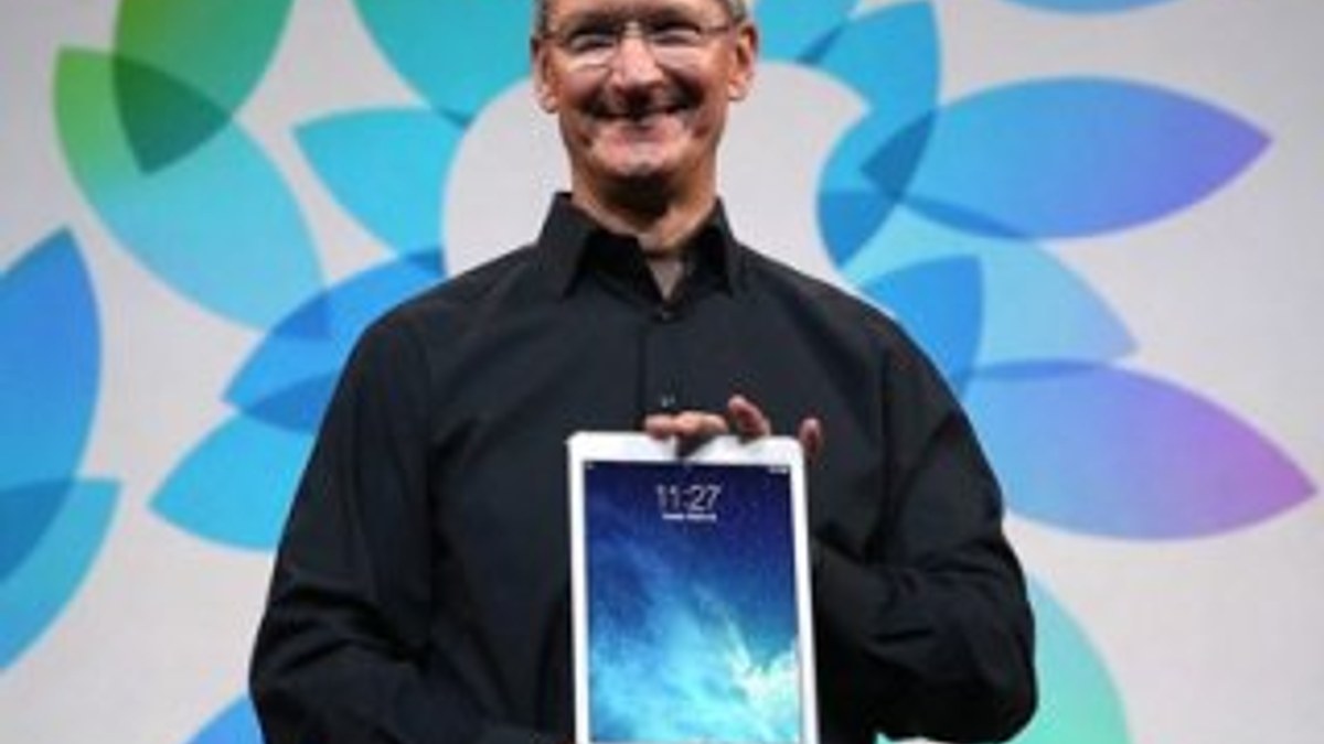 Apple CEO'su Tim Cook'un bir yıllık kazancı belli oldu