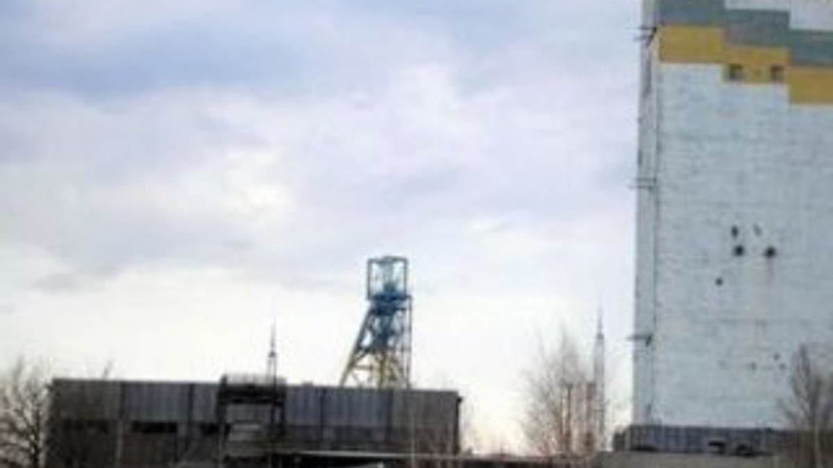 Ukrayna'da 500 işçi madende mahsur kadı