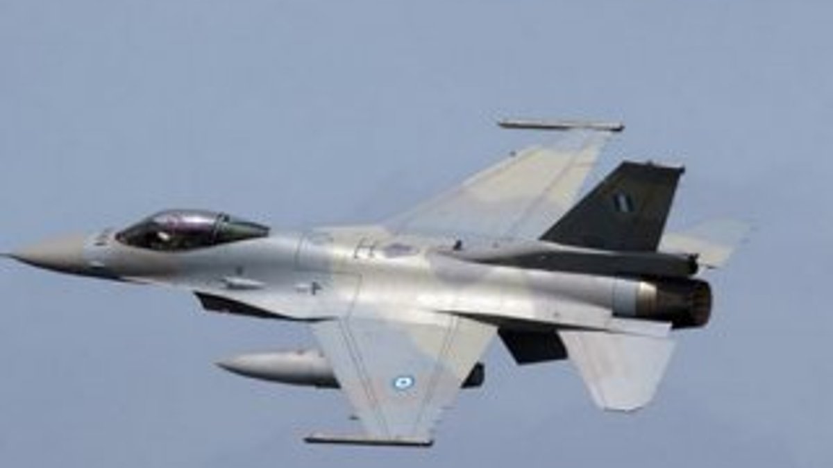 Yunan askeri uçağı İspanya'da düştü: 10 ölü