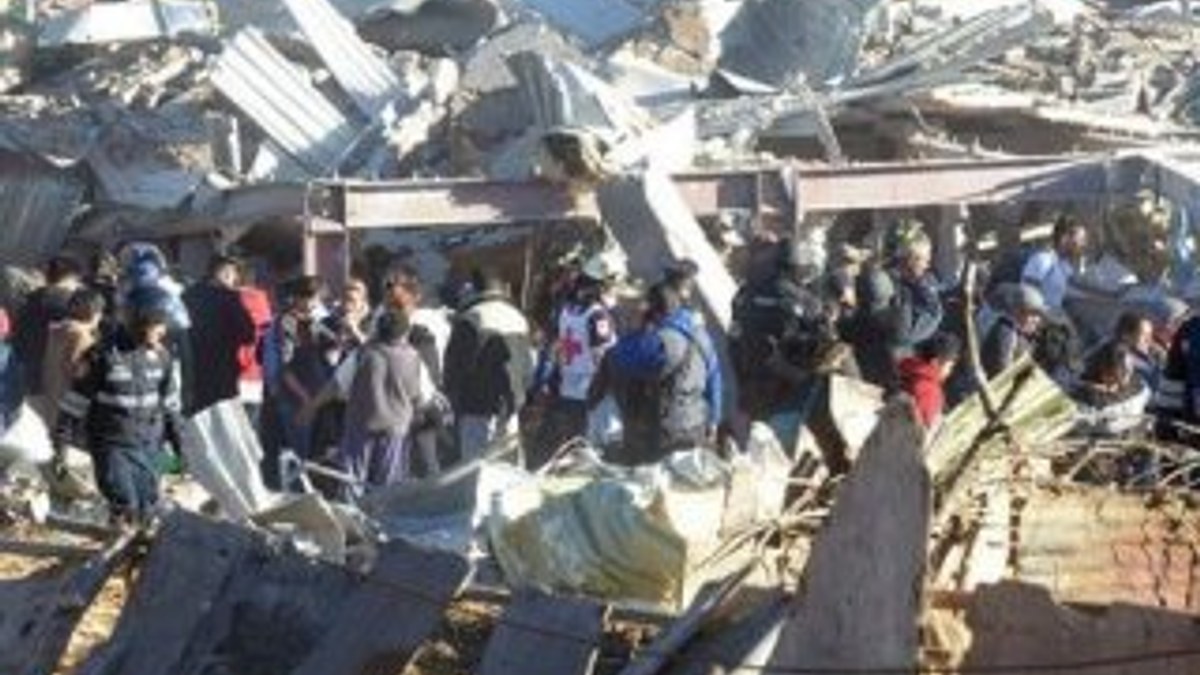 Meksika'da tanker patladı çocuk hastanesi çöktü