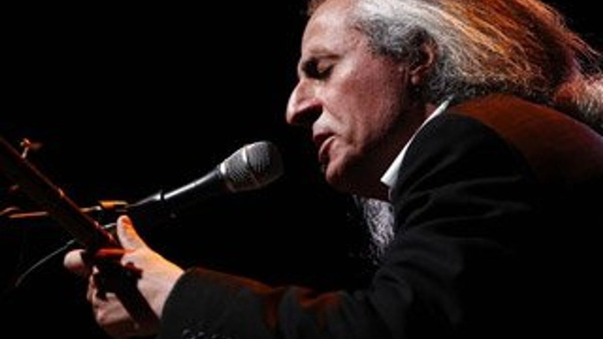 İranlı müzisyen Mohsen Namjoo İstanbulluları mest etti
