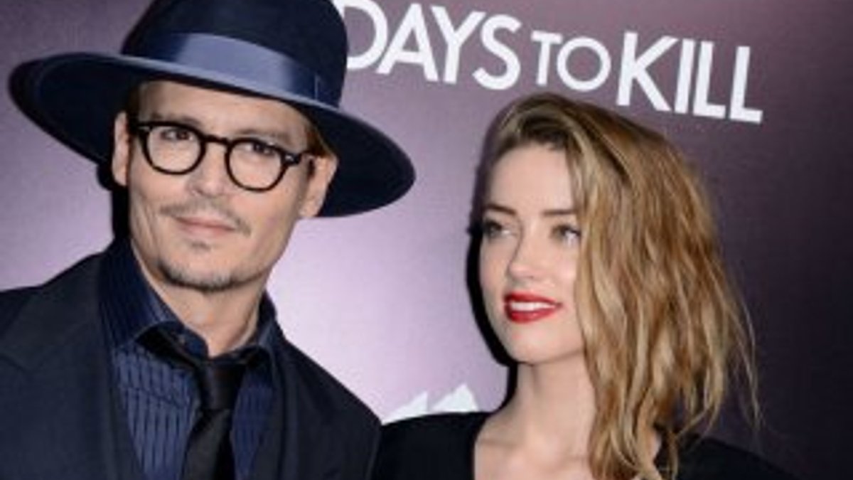 Johnny Depp ve Amber Heard gizlice evlendi