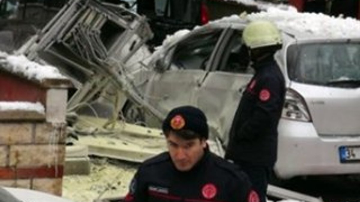 Kadıköy'de Türk Telekom kutusu patladı