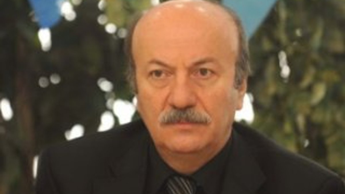 Mehmet Bekaroğlu kimdir