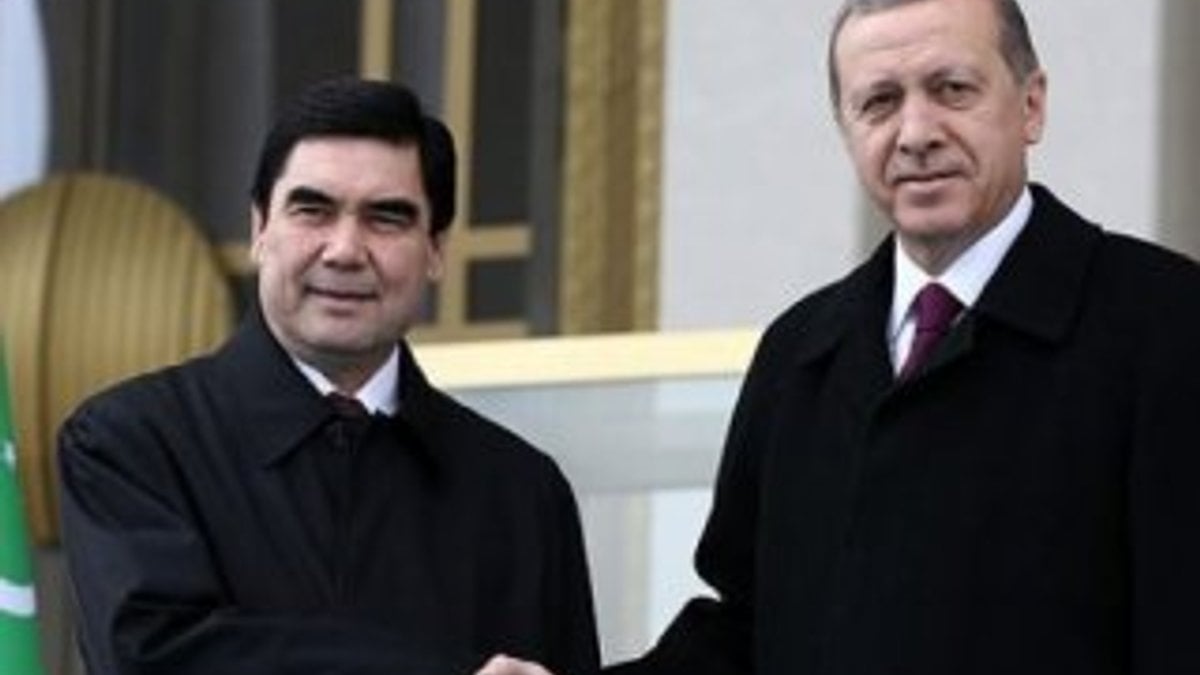 Türkmen Lider apar topar ülkesine döndü