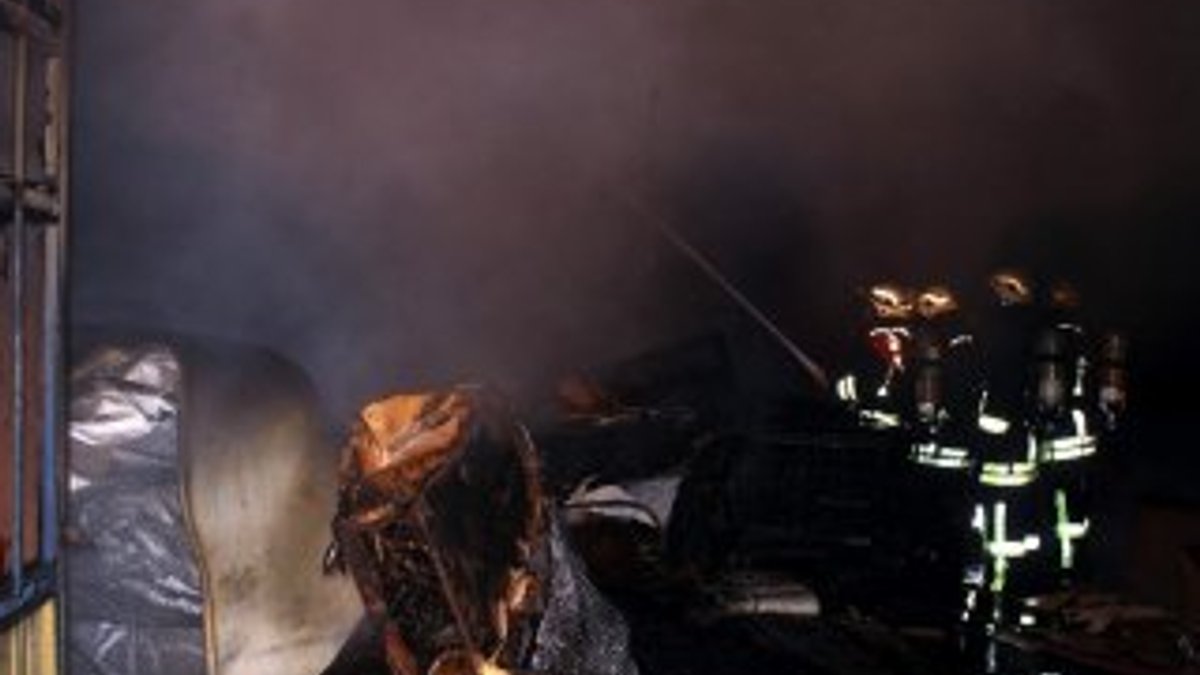 Kayseri'deki ahşap atölyesinde yangın