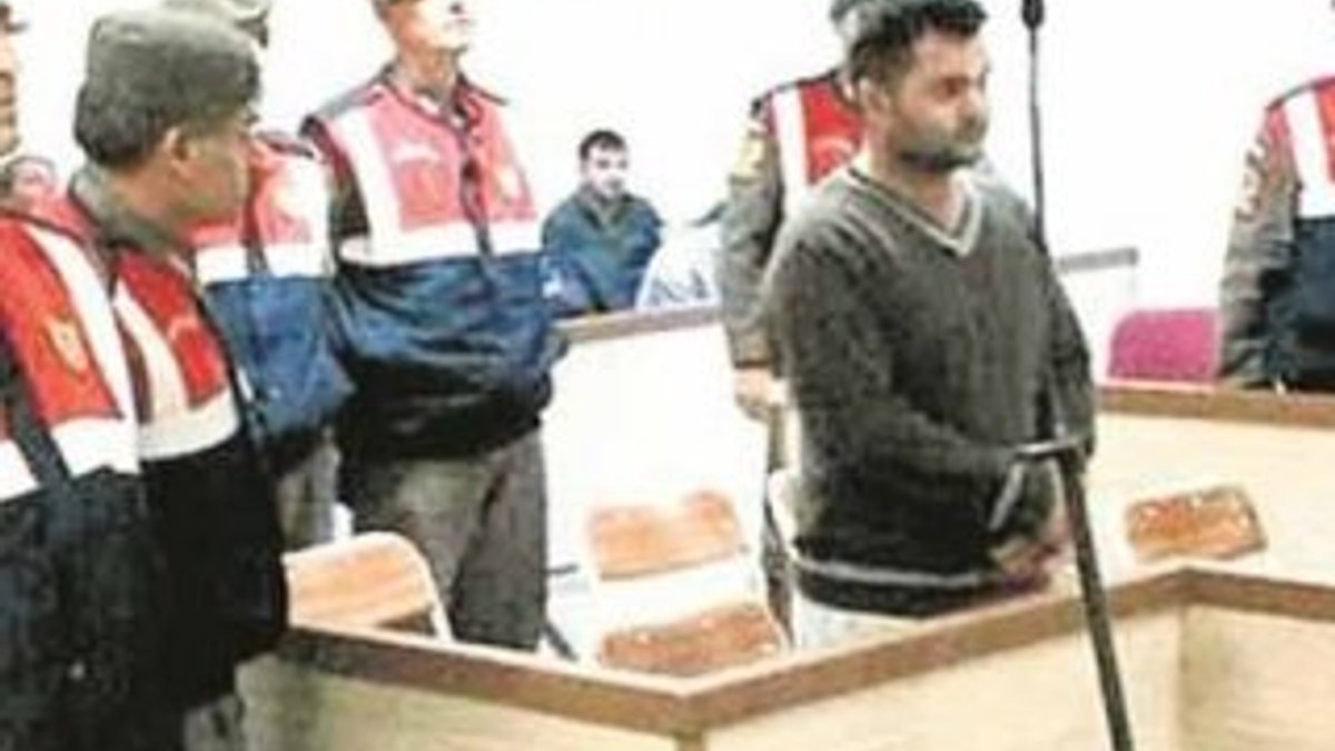 Özgecan'ın katillerinin mahkeme fotoğrafı ortaya çıktı