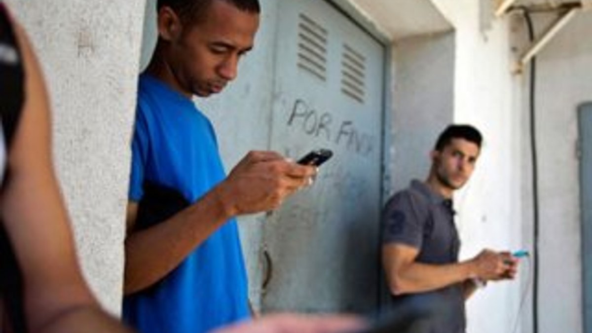 Küba'da ilk kez bedava internet hizmeti sunuldu
