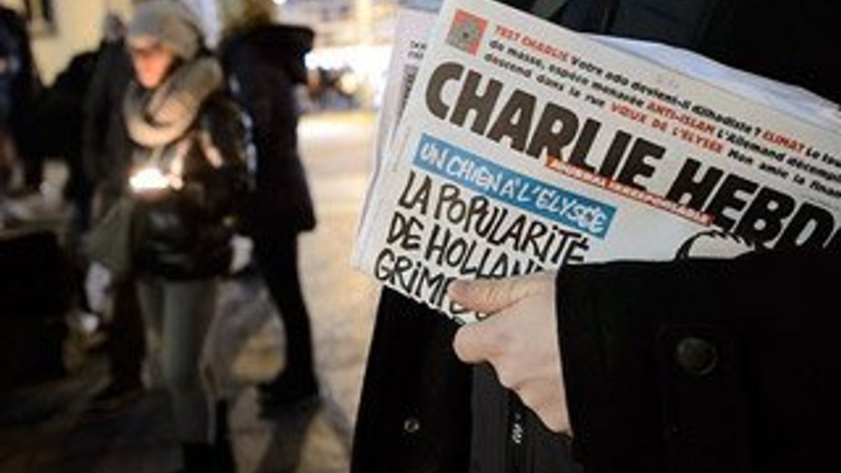 Charlie Hebdo'da bağış gelirleri anlaşmazlık çıkardı