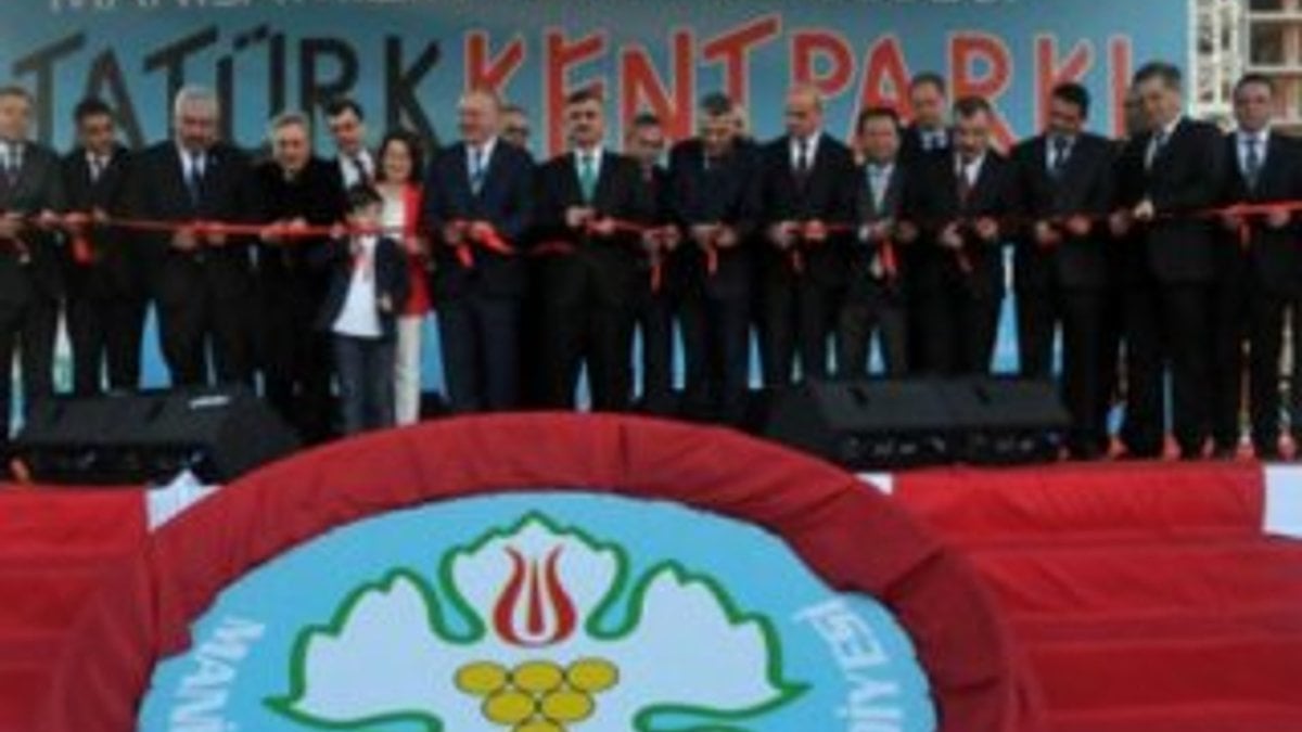Manisa Atatürk Kent Parkı'nın açılışı yapıldı