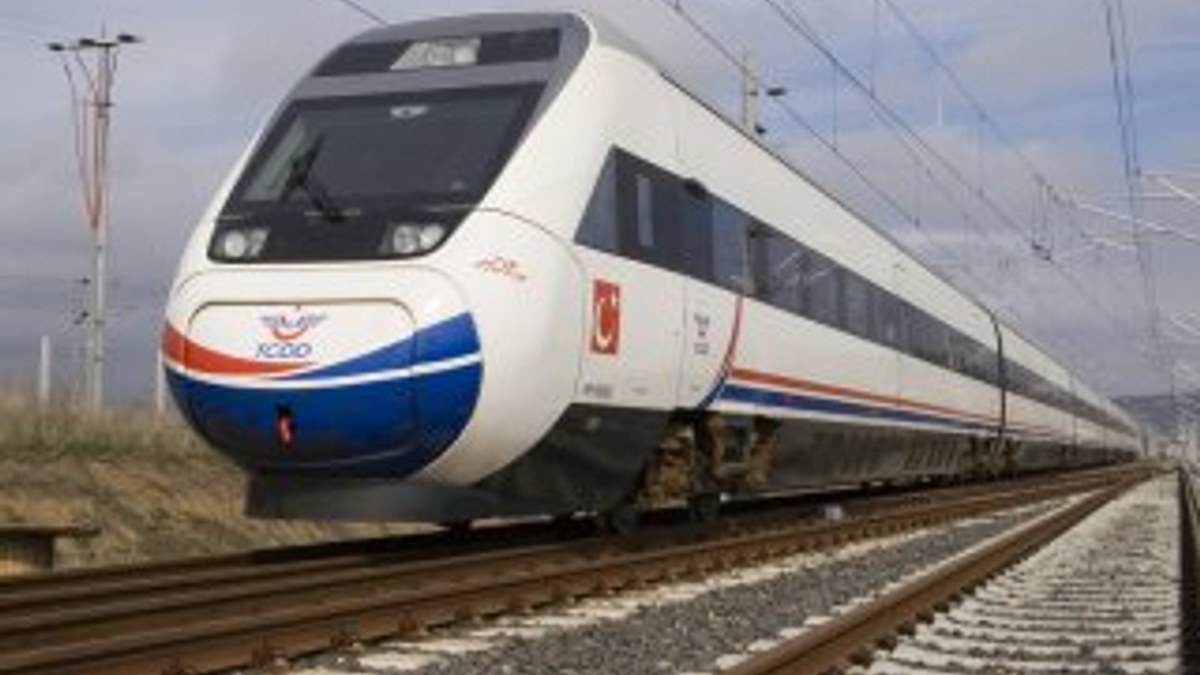 Türkiye'nin dört bir yanına yeni hızlı trenler geliyor