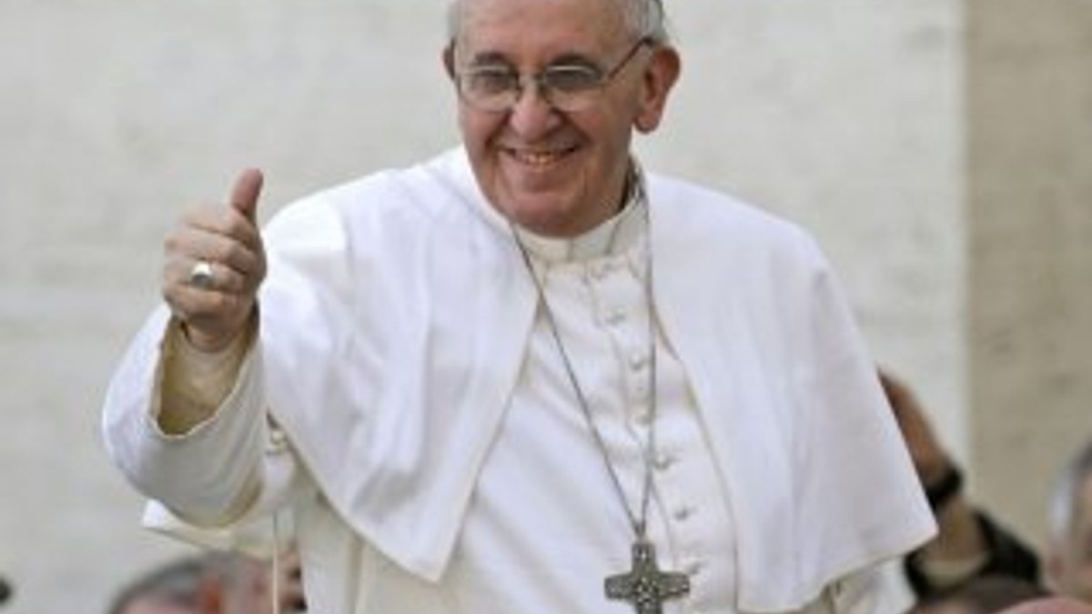 Papa eşcinsel büyükelçi ile çalışmak istemedi