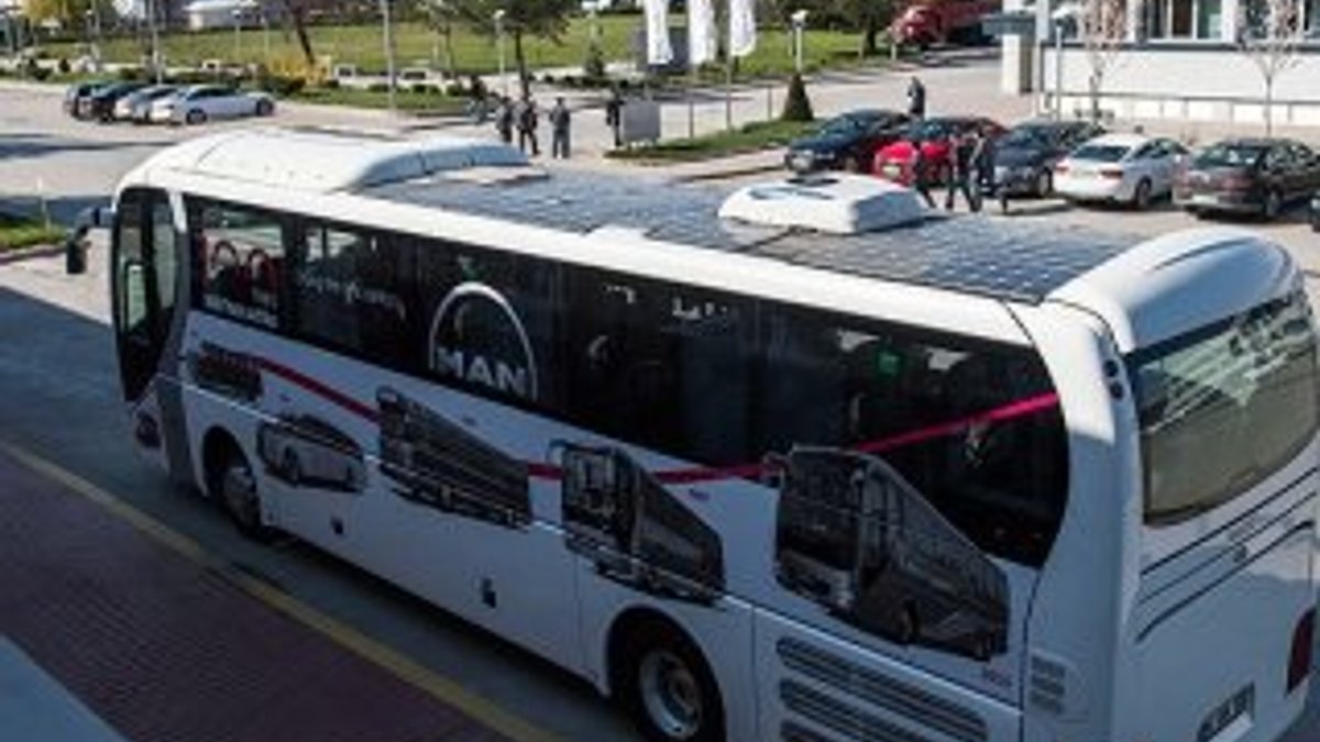 Türkiye'nin ilk güneş otobüsü yollara çıktı