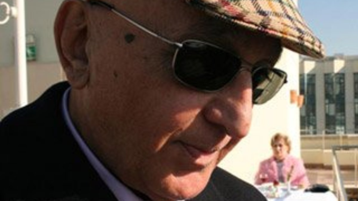 Yönetmen Tolgay Ziyal hayatını kaybetti