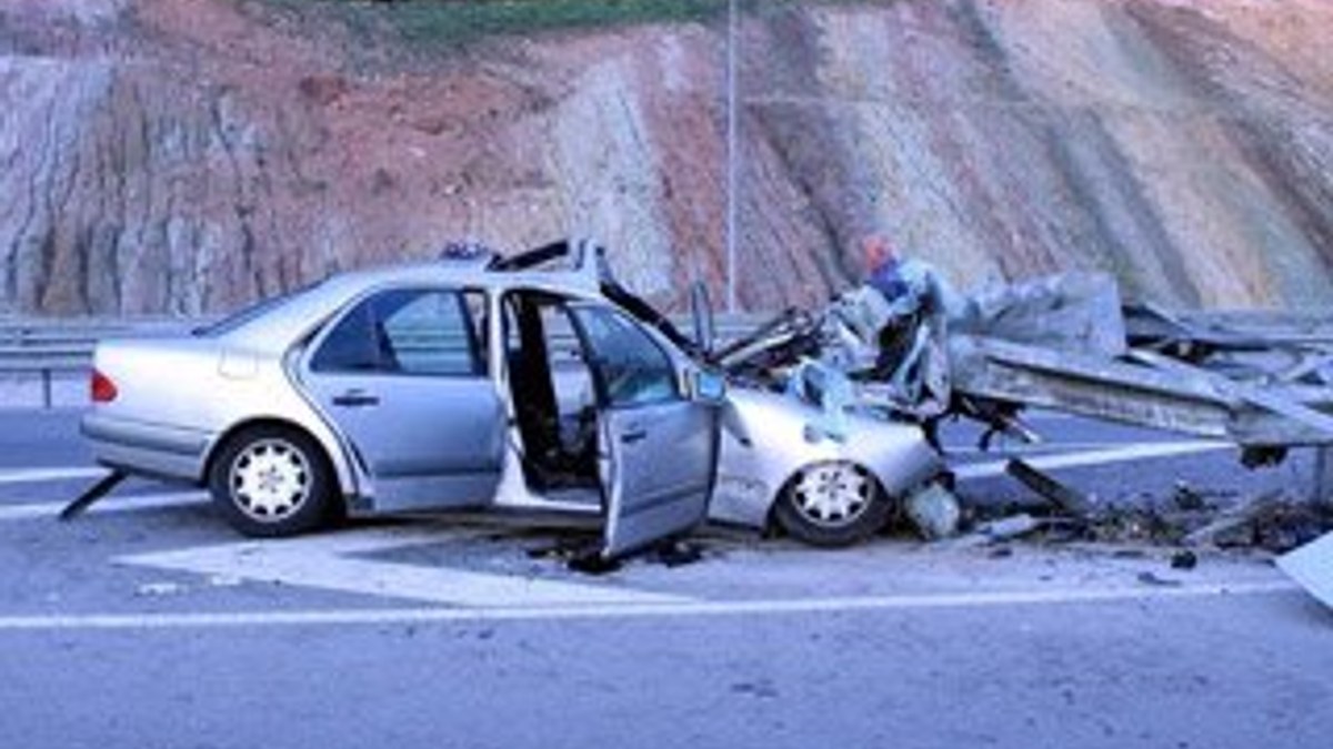 Bilecik'te kaza: 2 ölü 2 yaralı