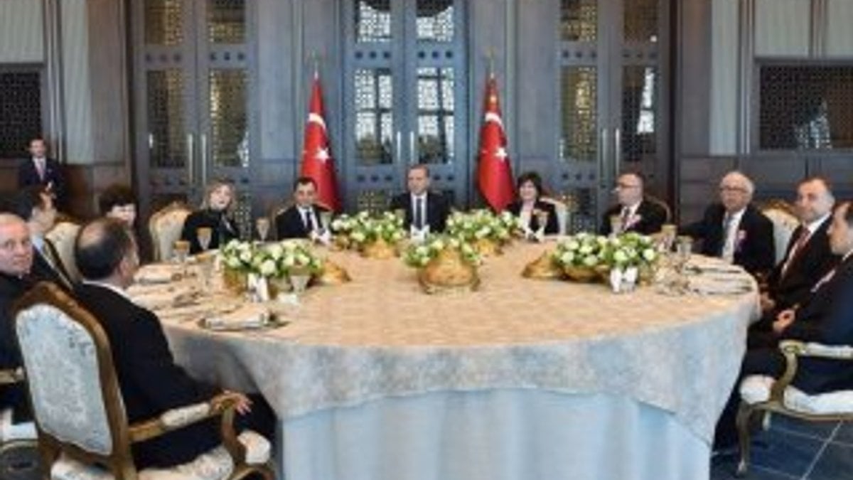 Cumhurbaşkanı Erdoğan Anayasa Mahkemesi'ne yemek verdi