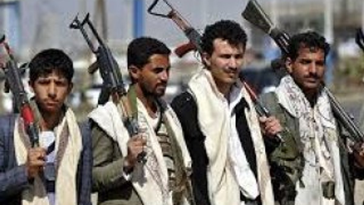 Yemen'de Husiler Sana'ya askeri yığınak yapıyor